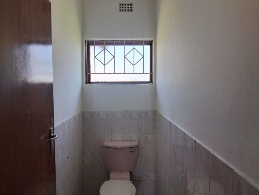 To Let 3 Bedroom Property for Rent in Northcrest Eastern Cape